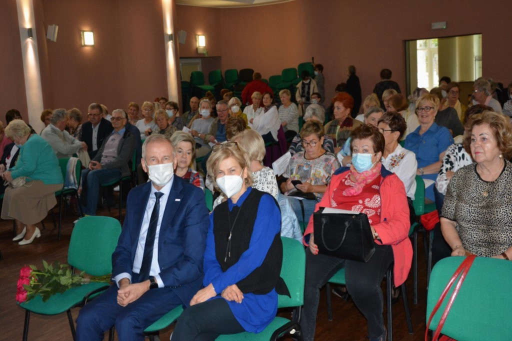 Kartuzy. 14 rok Uniwersytetu Trzeciego Wieku