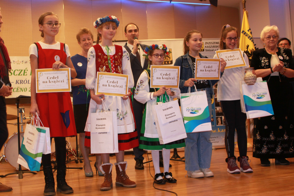 Laureaci Dyktanda Kaszubskiego