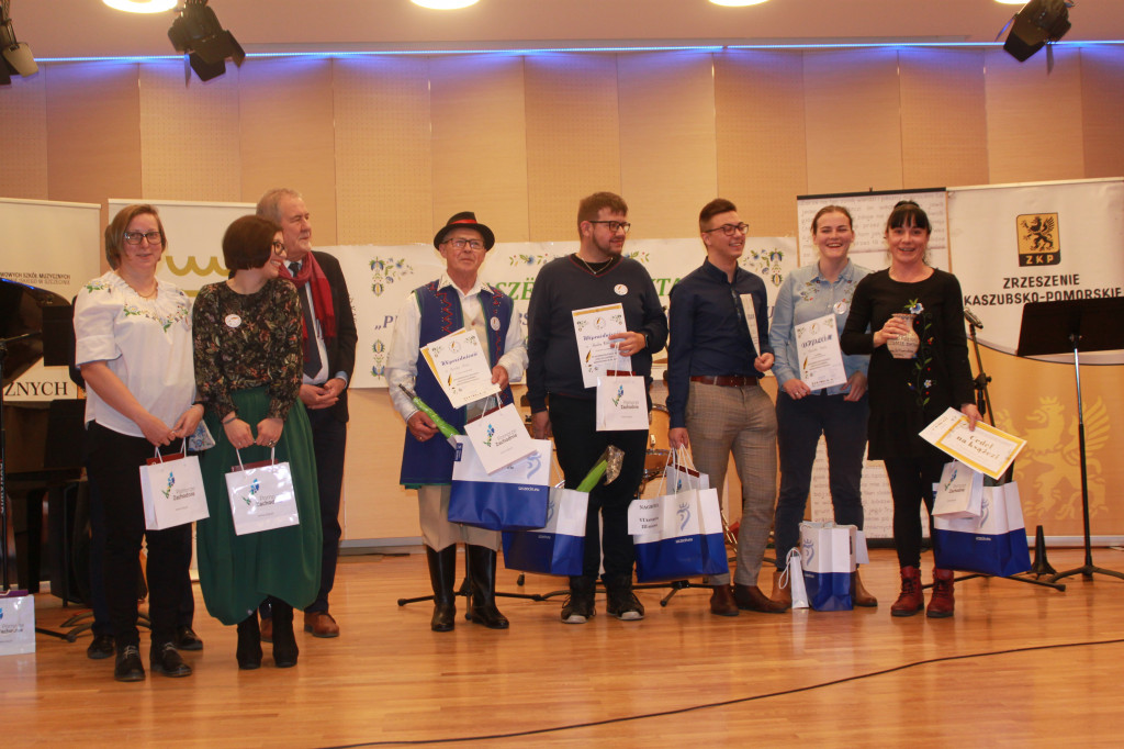 Laureaci Dyktanda Kaszubskiego