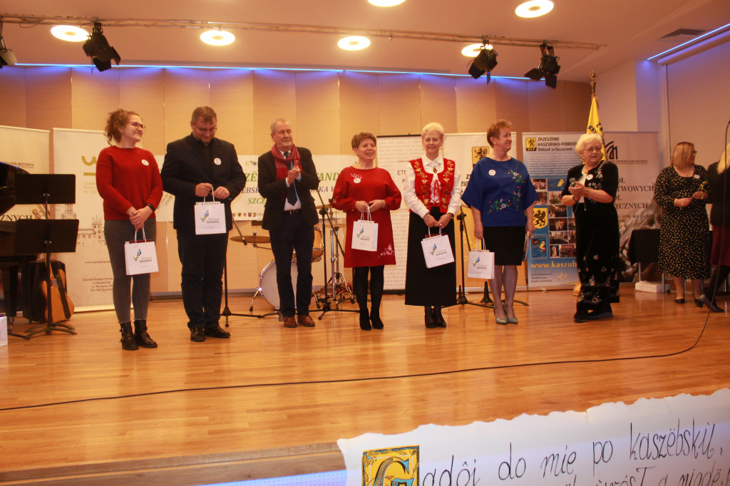 Laureaci Dyktanda Kaszubskiego