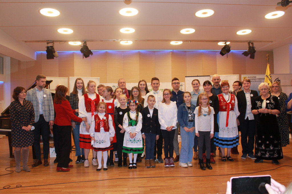 Laureaci Dyktanda Kaszubskiego