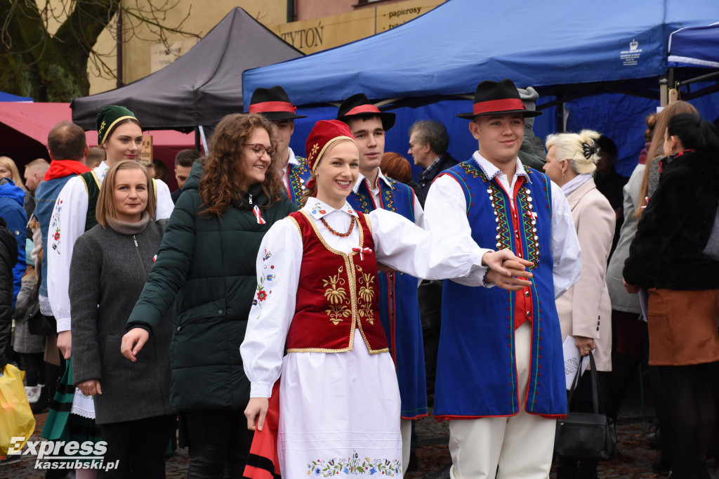 Jarmark Świętomarciński w Sierakowicach