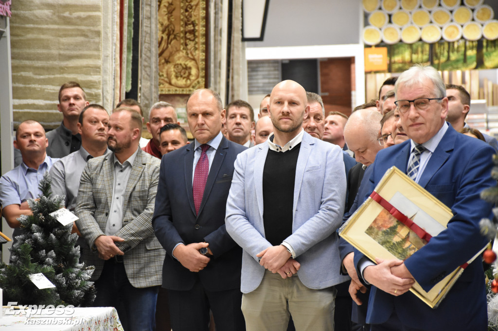 Market Mrówka w Sierakowicach - poświęcenie obiektu