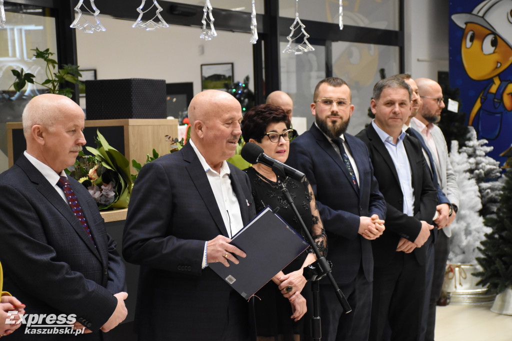 Market Mrówka w Sierakowicach - poświęcenie obiektu
