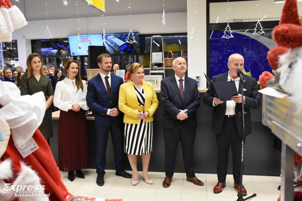 Market Mrówka w Sierakowicach - poświęcenie obiektu