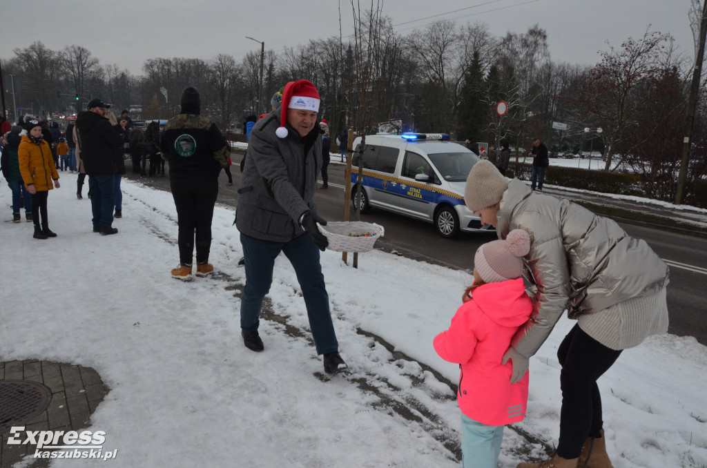 Przejazd Mikołaja z autami terenowymi