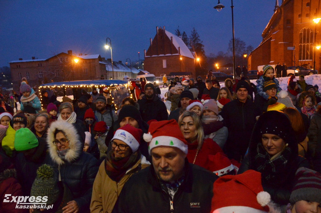 Kartuzy. Mikołaj w parku i rozświetlenie choinki