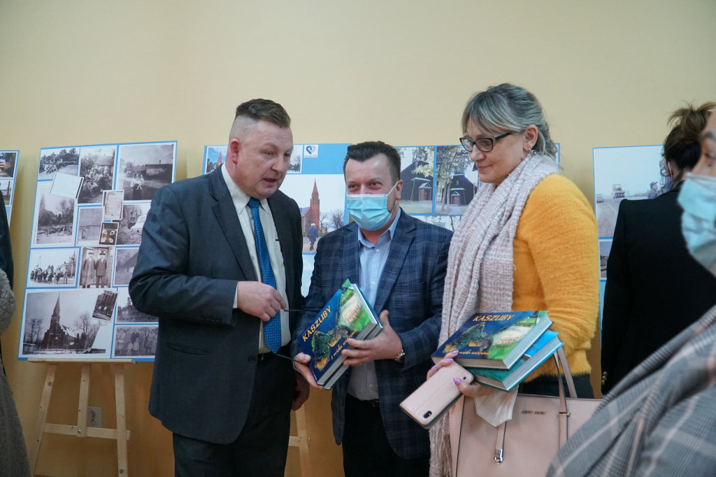Wystawa Przodkowo kiedyś i dzisiaj