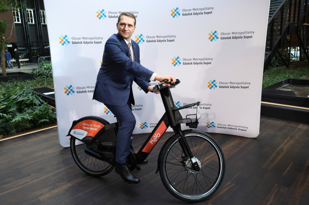 Umowa na nowe Mevo podpisana