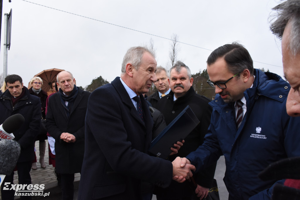 Otwarcie wiaduktu w Niestępowie