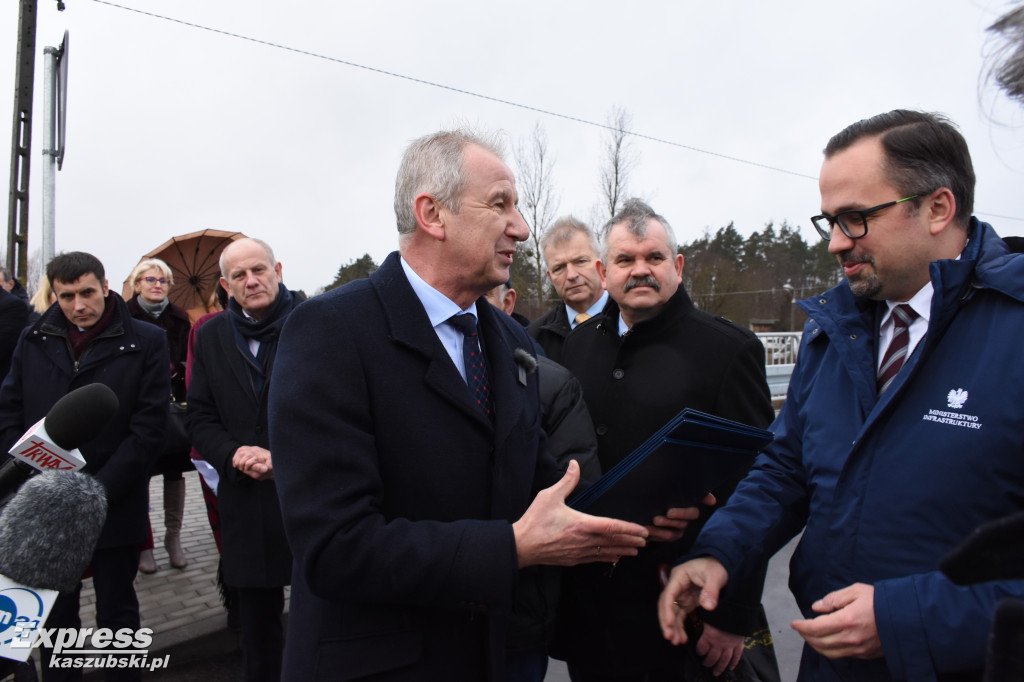 Otwarcie wiaduktu w Niestępowie