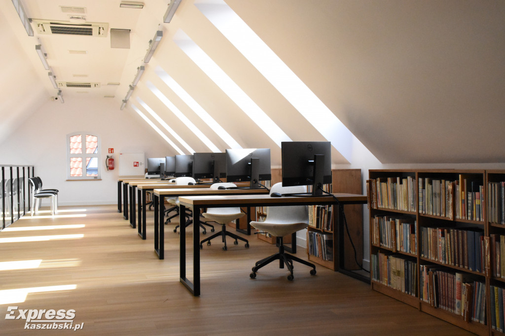Otwarcie biblioteki w Stężycy