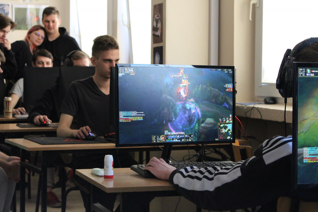 II Turniej E-sportowy w Przodkowie