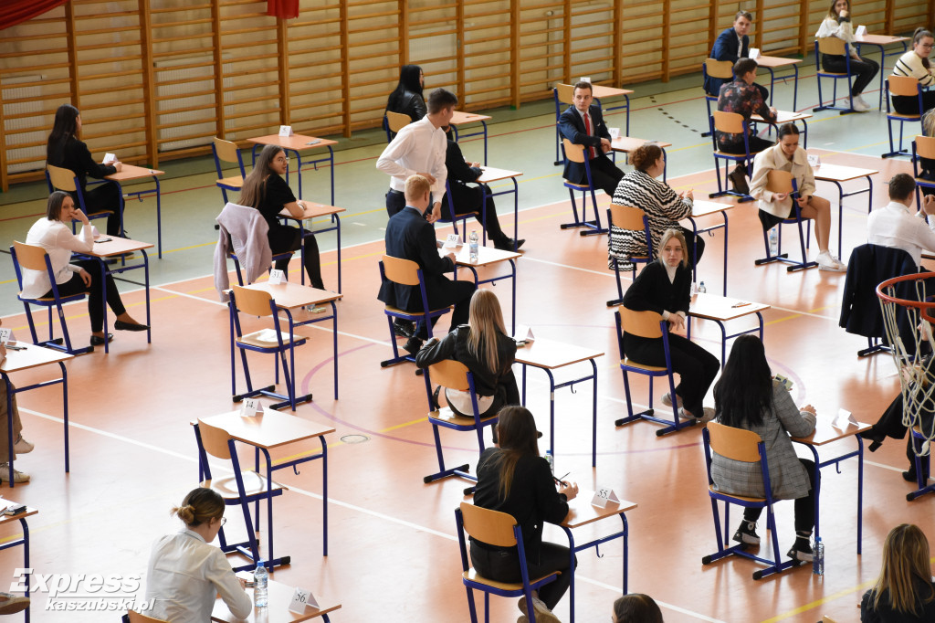 Tuż przed maturą 2022 w ZSP w Sierakowicach