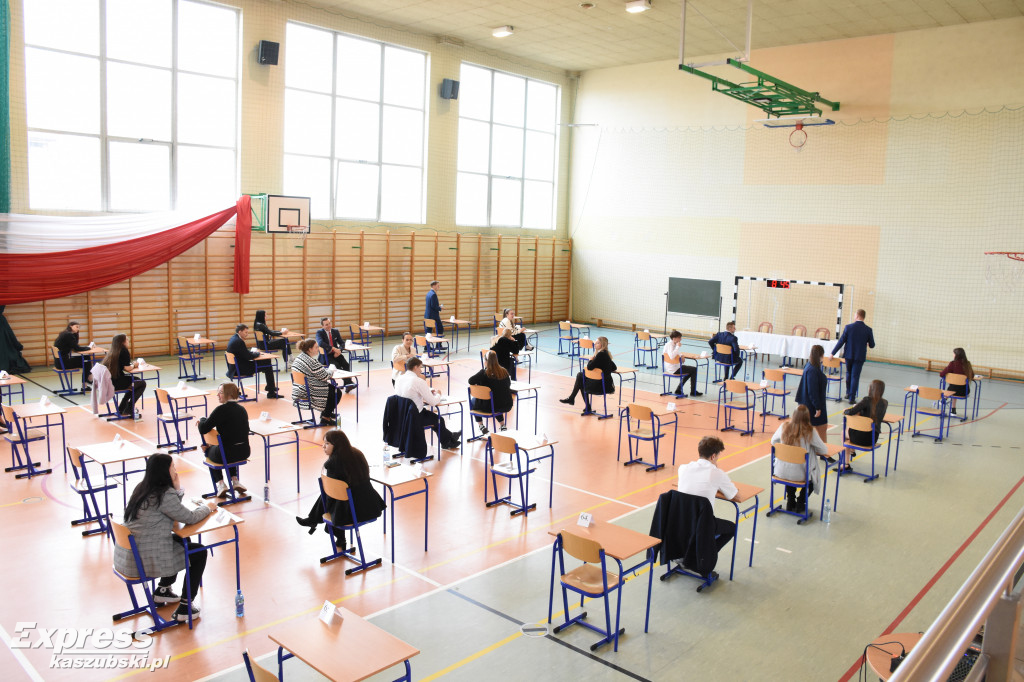 Tuż przed maturą 2022 w ZSP w Sierakowicach