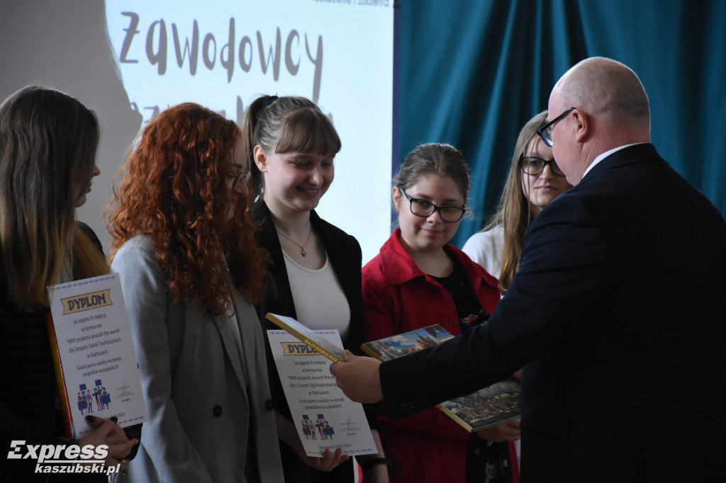 Podsumowanie praktyk zagranicznych i konkursu w ZSP Sierakowice