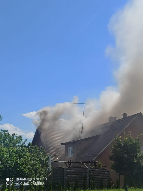 Pożar budynku starej szkoły w Kiełpinie