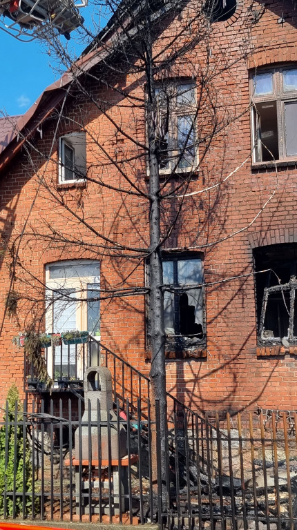 Pożar budynku starej szkoły w Kiełpinie