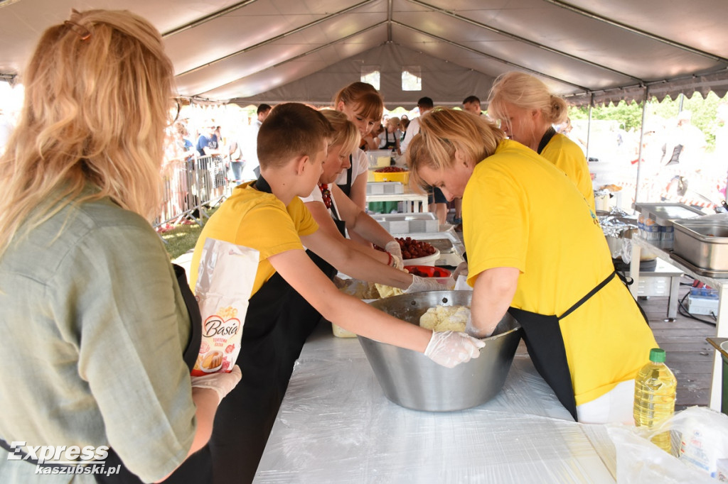Festiwal Truskawek Kaszubskich w Chmielnie