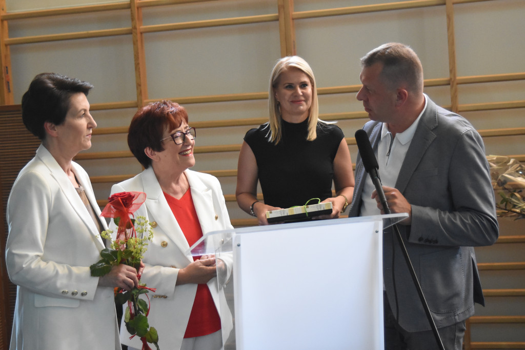 Elżbieta Świętoń przeszła na emeryturę
