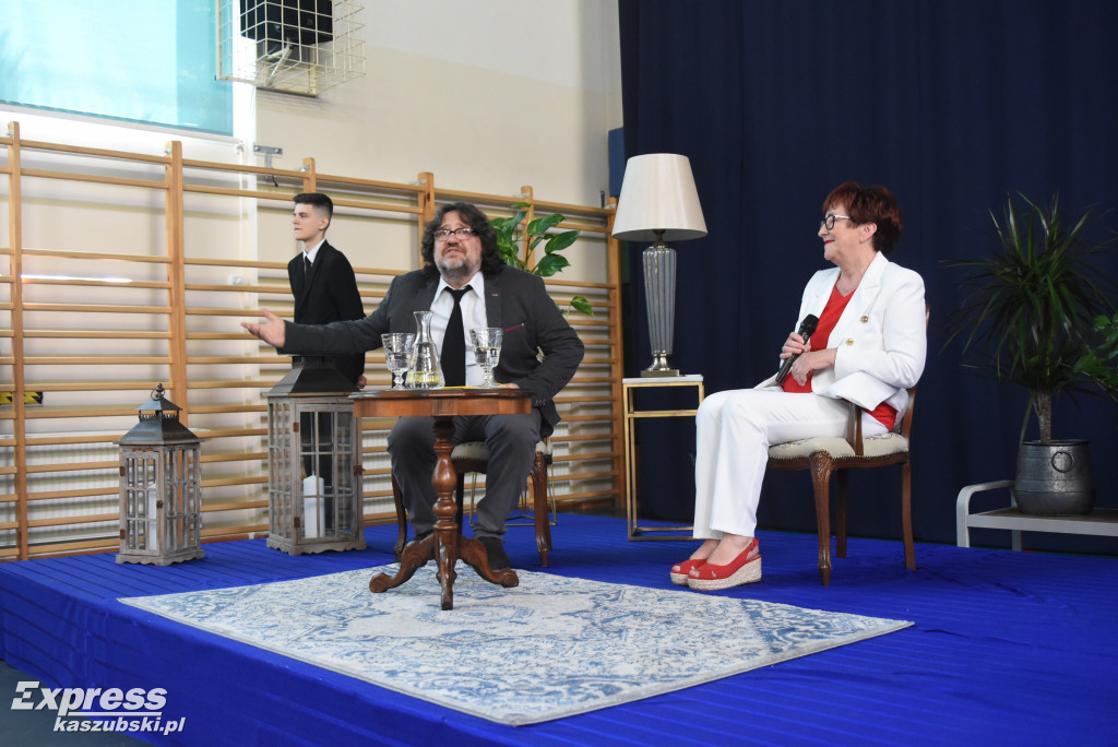 Elżbieta Świętoń przeszła na emeryturę