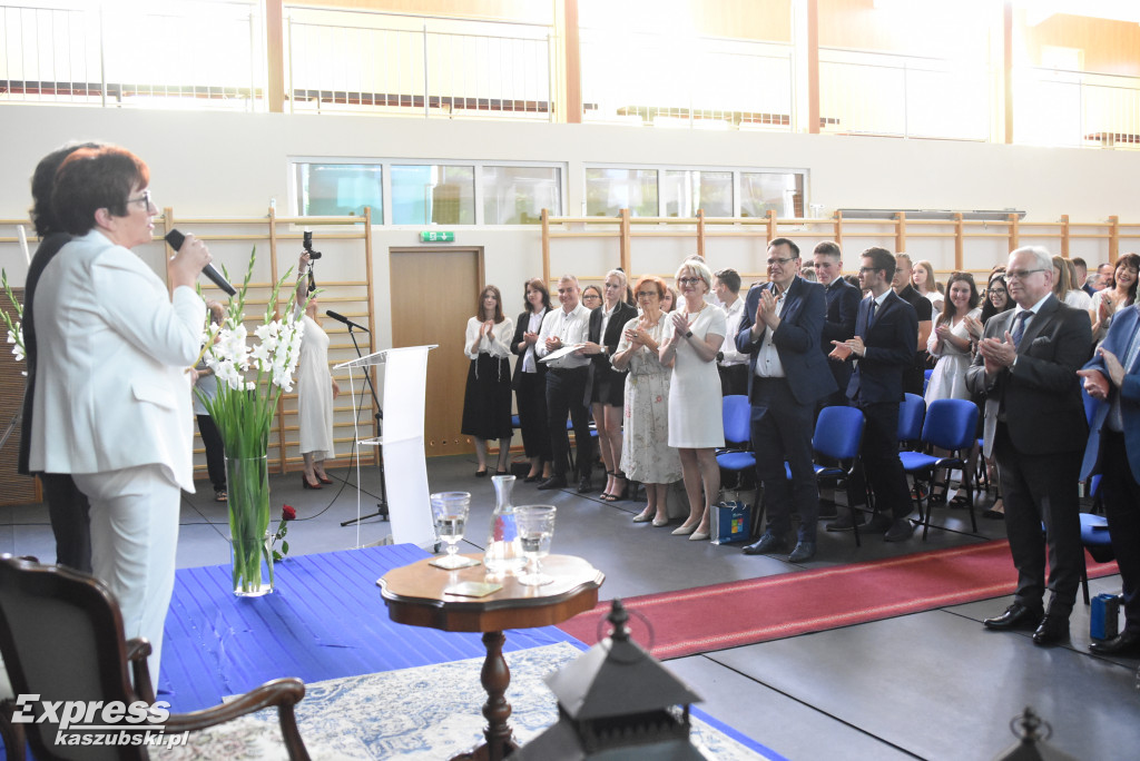 Elżbieta Świętoń przeszła na emeryturę