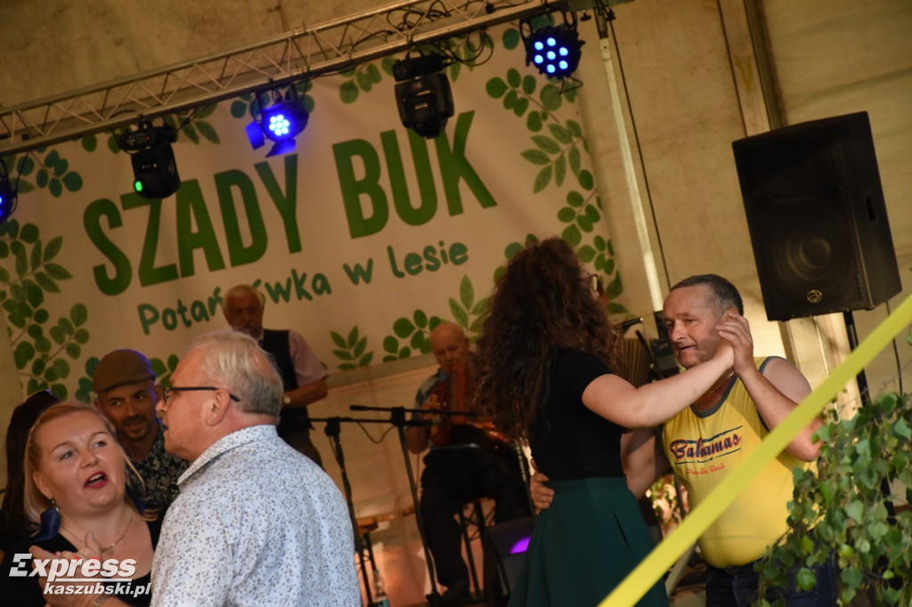 Potańcówka pod Szadym Bukiem