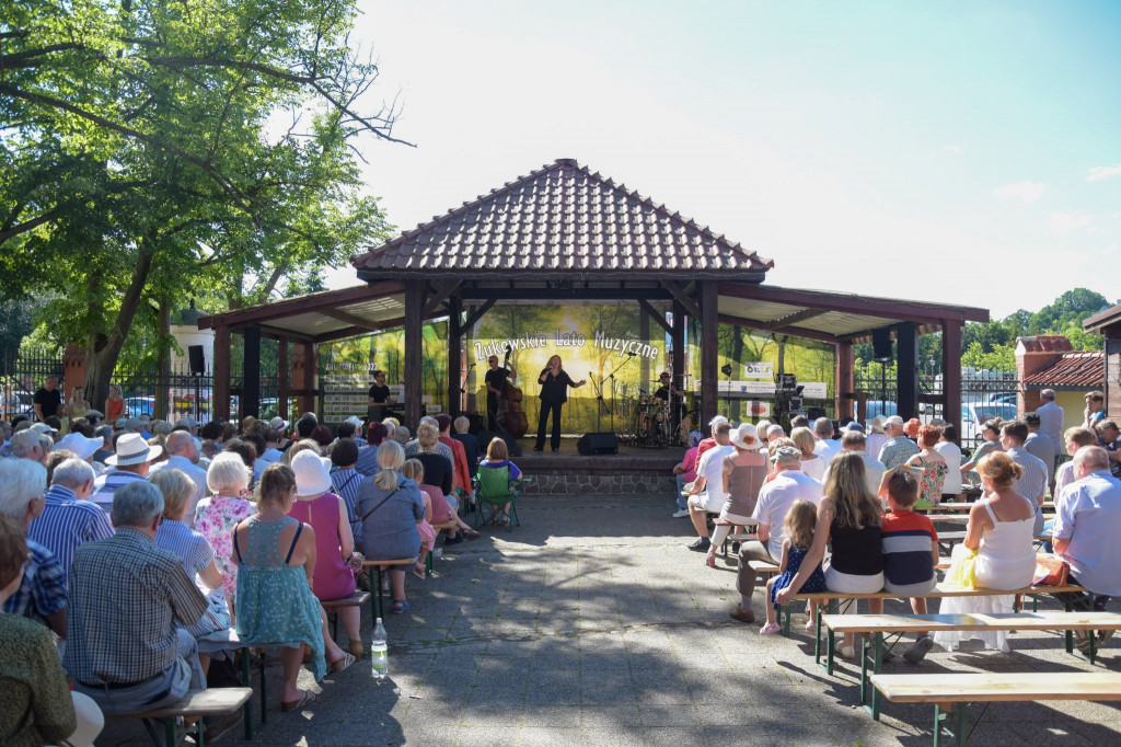 Koncert Hanny Banaszak w Żukowie