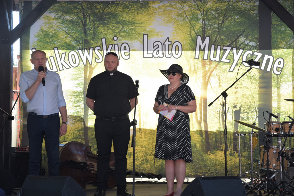Koncert Hanny Banaszak w Żukowie