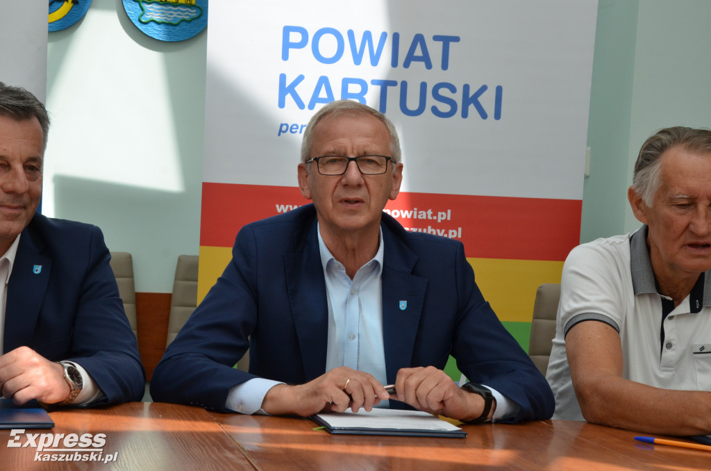 Umowa na remont drogi Szklana-Borzestowo