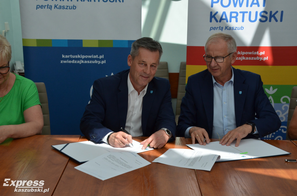 Umowa na remont drogi Szklana-Borzestowo