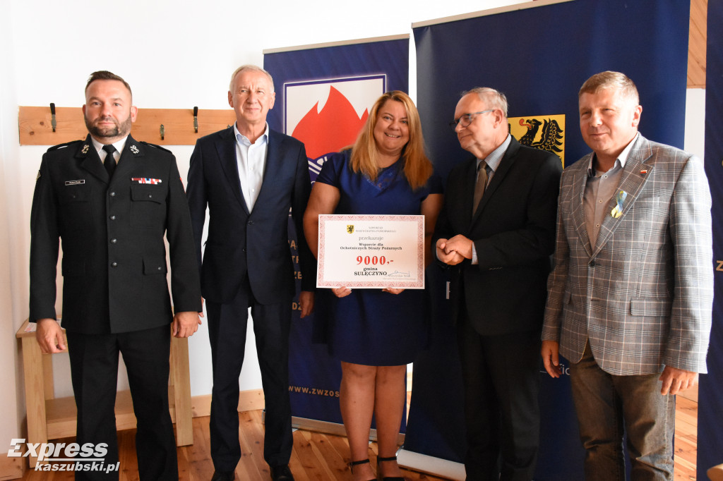 Strażacy z dotacjami na zakup sprzętu