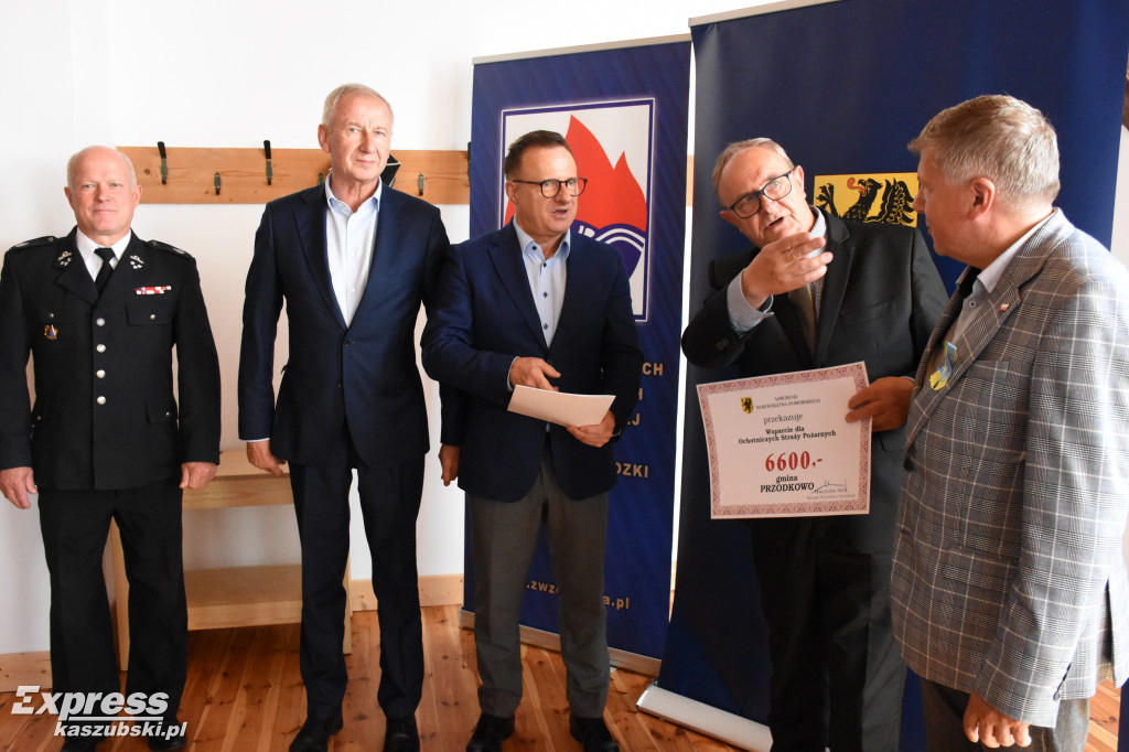 Strażacy z dotacjami na zakup sprzętu