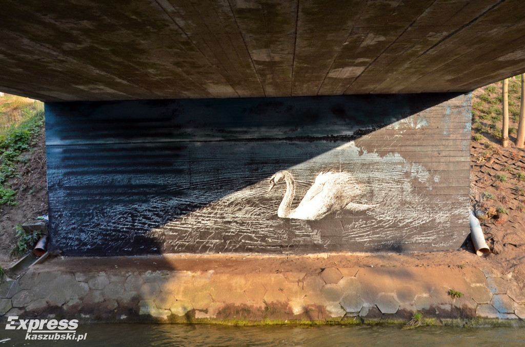 W Ostrzycach powstaje mural