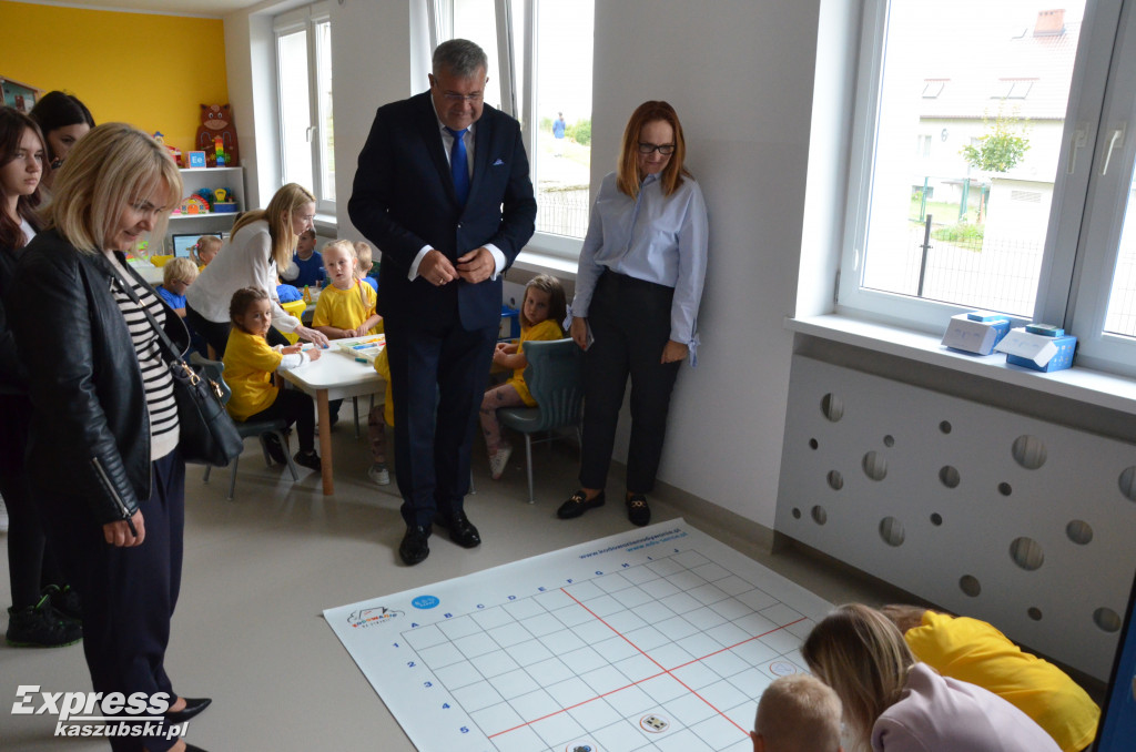 Nowy plac zabaw i sale przedszkolne w Kiełpinie