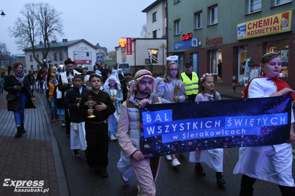 Bal Wszystkich Świętych w Sierakowicach