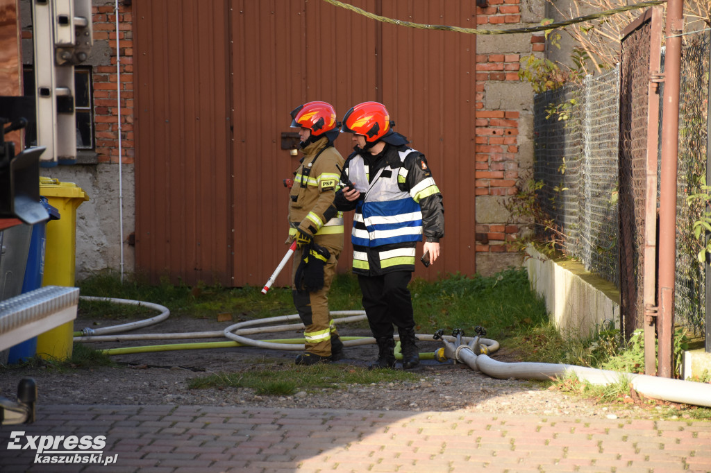 Pożar przy ul. Klasztornej w Kartuzach