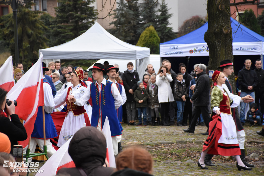 Jarmark Świętomarciński i polonez w Sierakowicach