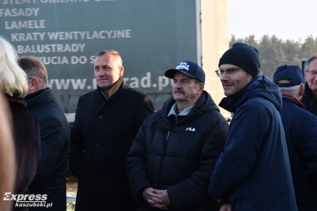 Otwarcie ronda w Kiełpinie