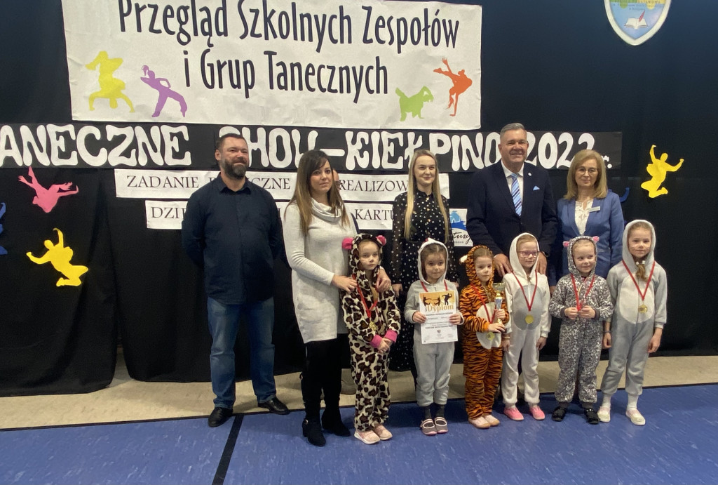 Taneczne show w Kiełpinie