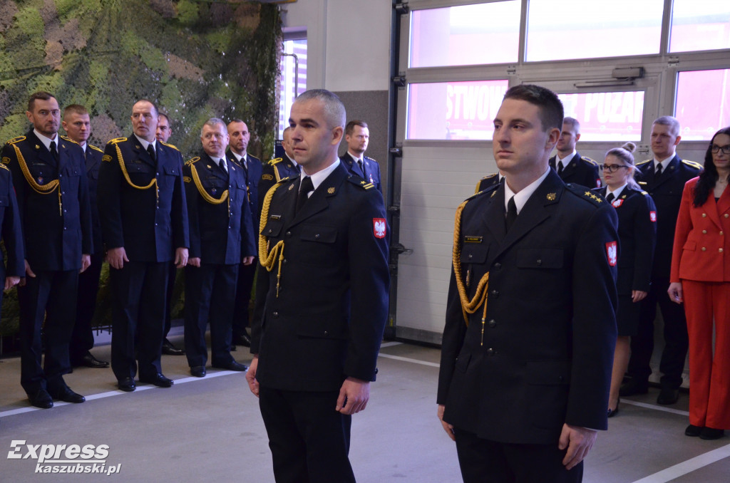 Przekazanie nowego auta KP PSP w Kartuzach