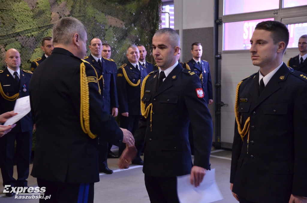 Przekazanie nowego auta KP PSP w Kartuzach