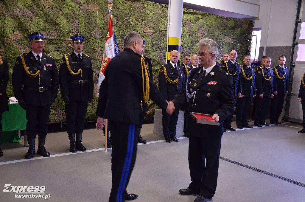 Przekazanie nowego auta KP PSP w Kartuzach
