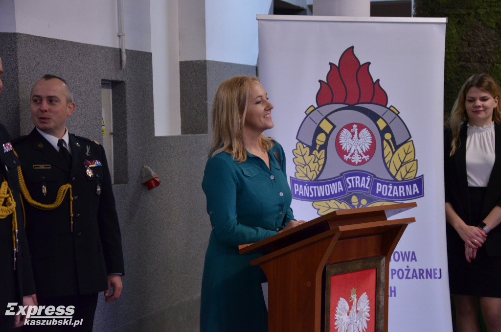 Przekazanie nowego auta KP PSP w Kartuzach