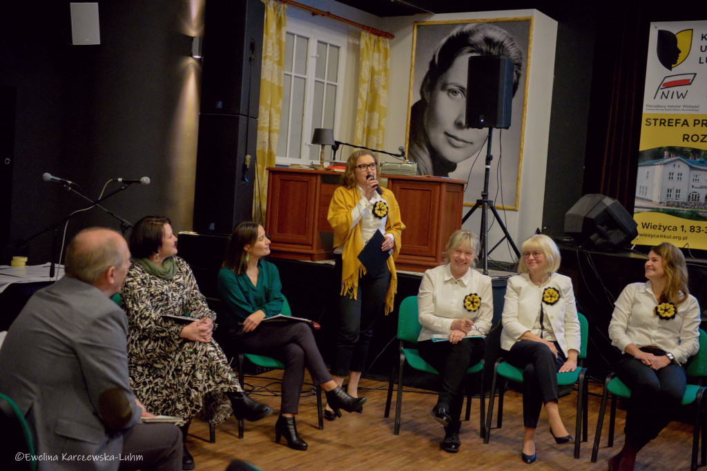 Debata o aktywności kobiet w Kartuzach