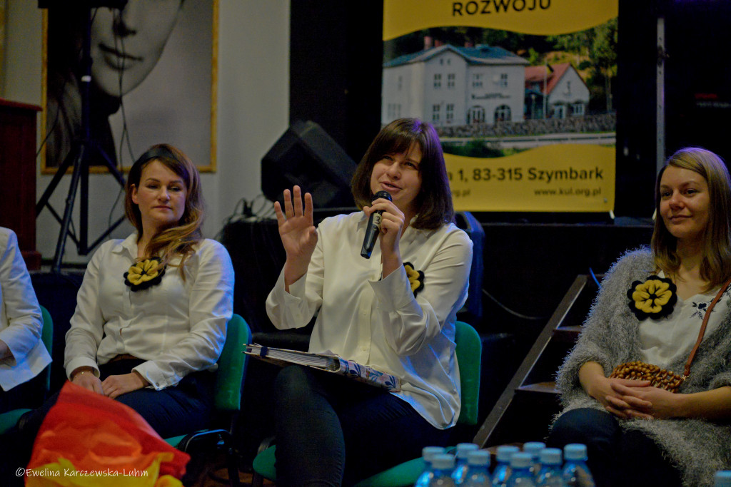 Debata o aktywności kobiet w Kartuzach