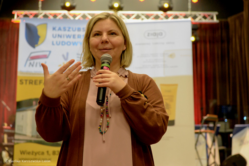 Debata o aktywności kobiet w Kartuzach