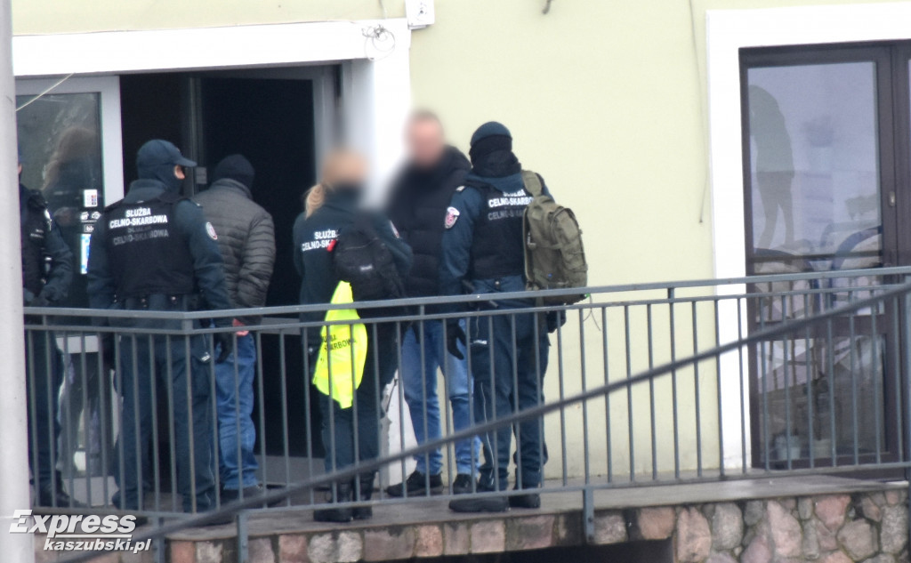 Służba celno-skarbowa wkroczyła do salonu gier
