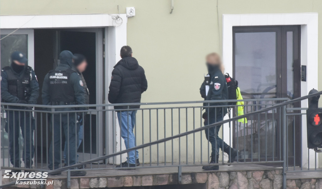 Służba celno-skarbowa wkroczyła do salonu gier