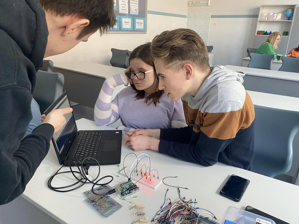 Projekt Lovelace uczniów ze Wzgórza